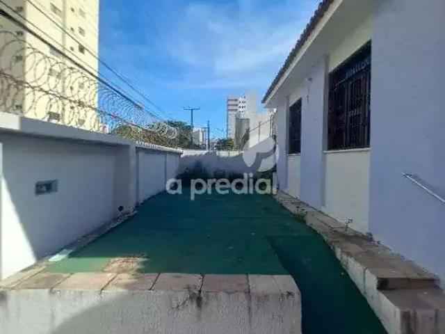 Casa / Sobrado Comercial para Locação em Fortaleza/CE Fátima 6 Quartos