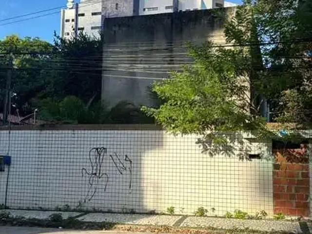 Casa / Sobrado Comercial para Locação em Fortaleza/CE Guararapes 4 Quartos