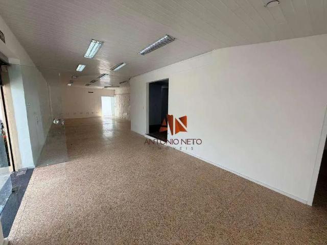 Casa / Sobrado Comercial para Locação em Fortaleza/CE Parque Manibura