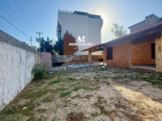 Casa / Sobrado Comercial para Locação em Fortaleza/CE Praia do Futuro II 4 Quartos