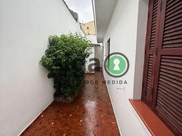 Casa / Sobrado Comercial para Locação em Franca/SP Chácara Santo Antônio 1 Quartos