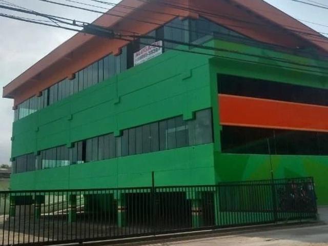 Casa / Sobrado Comercial para Locação em Guarujá/SP Balneário Praia do Pernambuco