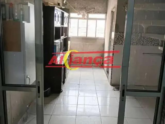Casa / Sobrado Comercial para Locação em Guarulhos/SP Macedo 1 Quartos