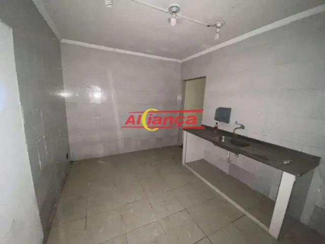 Casa / Sobrado Comercial para Locação em Guarulhos/SP Centro 3 Quartos