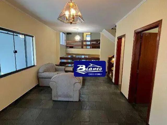 Casa / Sobrado Comercial para Locação em Guarulhos/SP Jardim Barbosa 4 Quartos