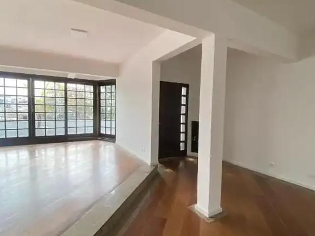 Casa / Sobrado Comercial para Locação em Guarulhos/SP Jardim Pinhal