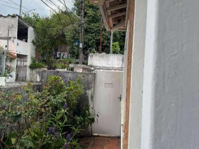 Casa / Sobrado Comercial para Locação em Guarulhos/SP Jardim Santa Francisca 3 Quartos