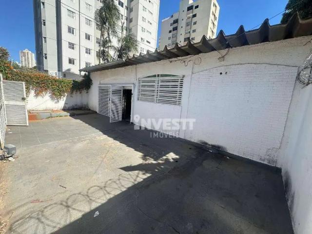Casa / Sobrado Comercial para Locação em Goiânia/GO Setor Leste Universitário 5 Quartos