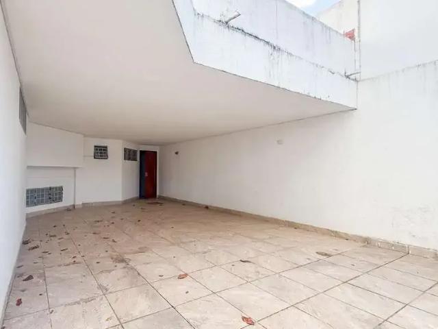 Casa / Sobrado Comercial para Locação em Goiânia/GO Setor Sul 5 Quartos