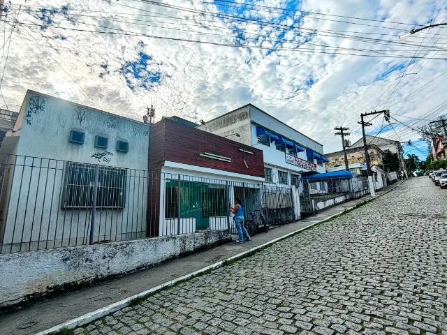 Casa / Sobrado Comercial para Locação em Itaboraí/RJ Centro