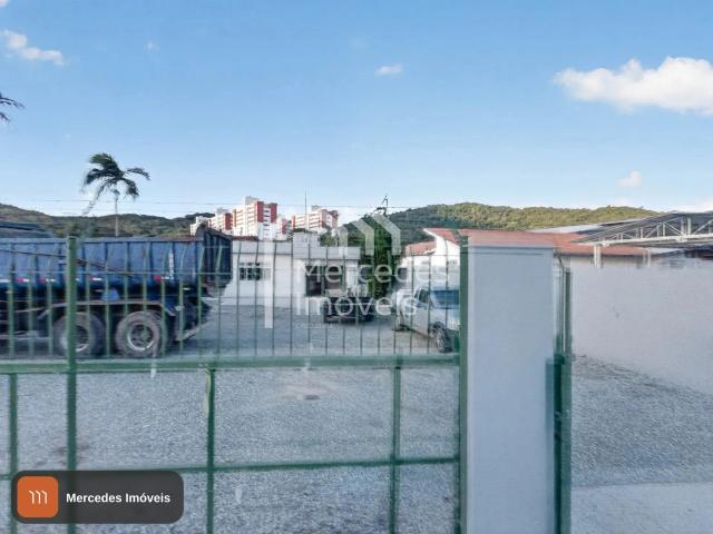 Casa / Sobrado Comercial para Locação em Itajaí/SC Carvalho