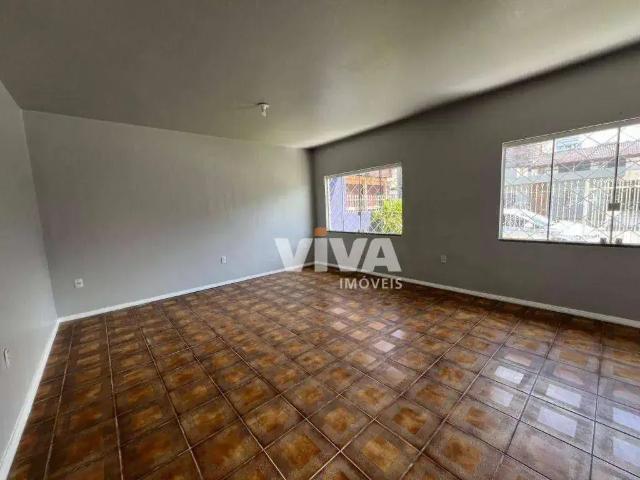 Casa / Sobrado Comercial para Locação em Itajaí/SC Vila Operária 3 Quartos