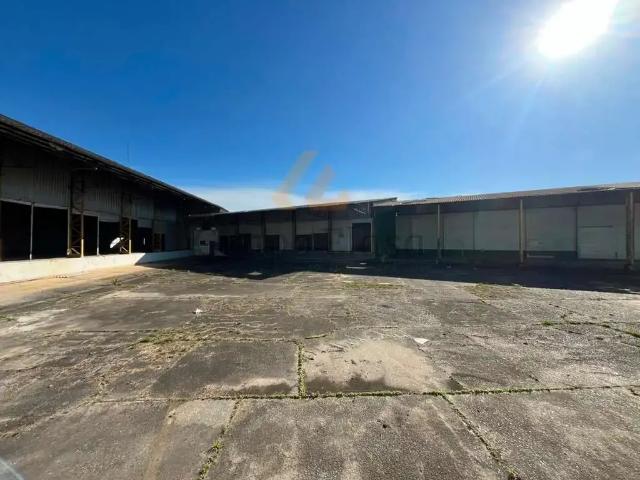 Casa / Sobrado Comercial para Locação em Itapecerica da Serra/SP Mombaça