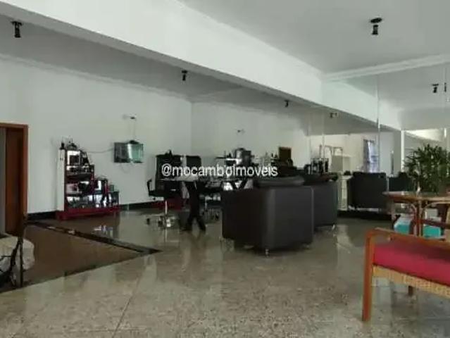 Casa / Sobrado Comercial para Locação em Itatiba/SP Jardim Tereza 3 Quartos