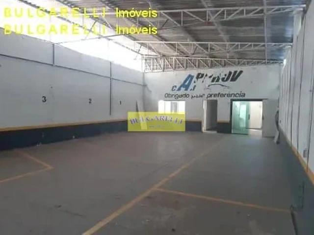 Casa / Sobrado Comercial para Locação em Jundiaí/SP Vila M Genoveva 2 Quartos