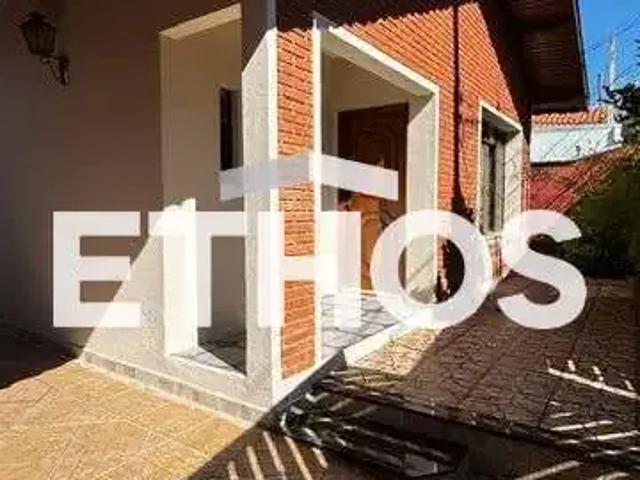 Casa / Sobrado Comercial para Locação em Jundiaí/SP Chácara Urbana 4 Quartos