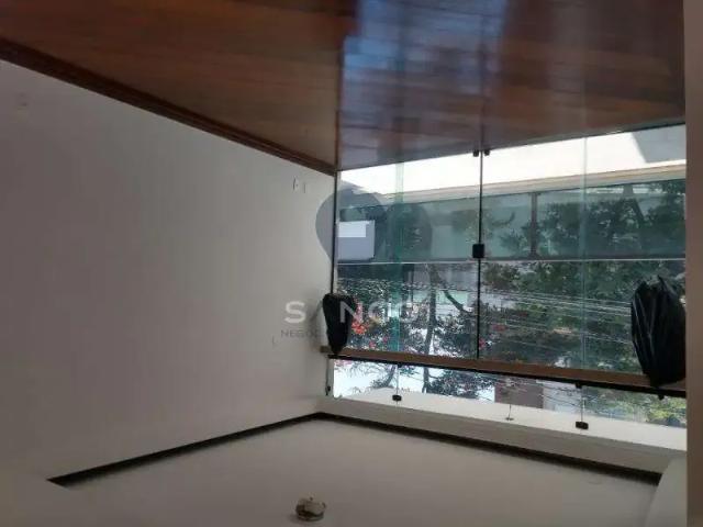 Casa / Sobrado Comercial para Locação em Jundiaí/SP Jardim Messina 6 Quartos