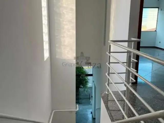 Casa / Sobrado Comercial para Locação em Jacareí/SP Centro