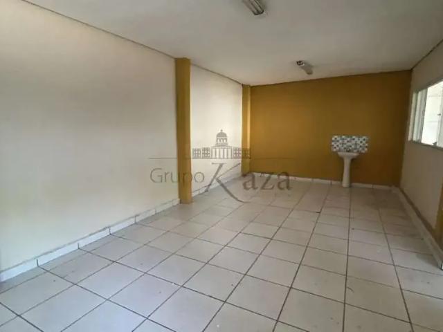 Casa / Sobrado Comercial para Locação em Jacareí/SP Centro