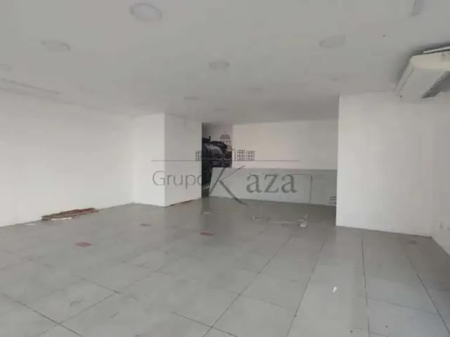 Casa / Sobrado Comercial para Locação em Jacareí/SP Centro