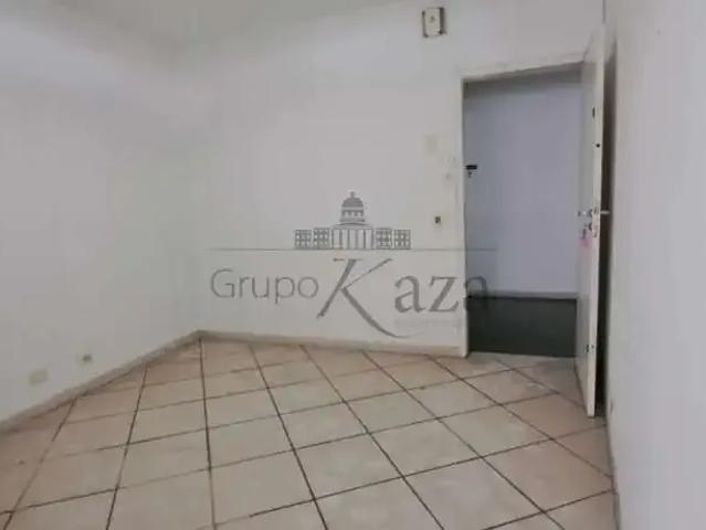 Casa / Sobrado Comercial para Locação em Jacareí/SP Centro