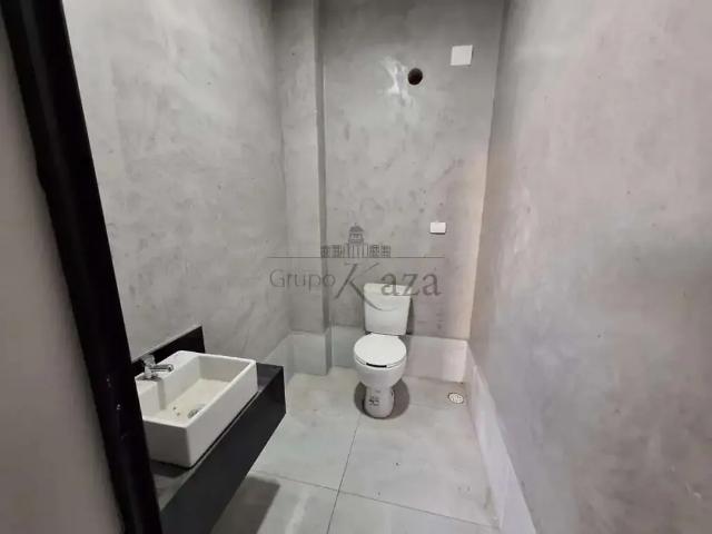 Casa / Sobrado Comercial para Locação em Jacareí/SP Centro