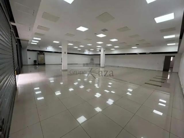 Casa / Sobrado Comercial para Locação em Jacareí/SP Centro