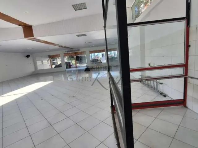 Casa / Sobrado Comercial para Locação em Jacareí/SP Centro