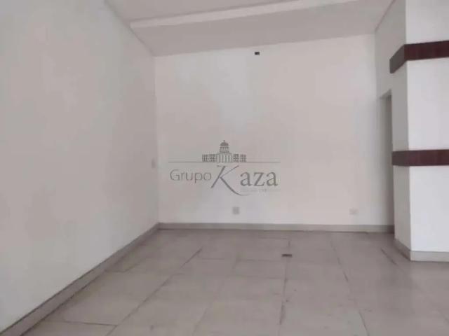 Casa / Sobrado Comercial para Locação em Jacareí/SP Centro