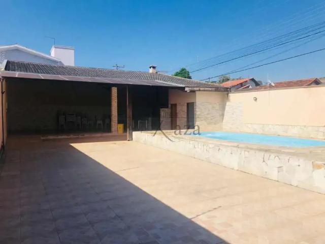 Casa / Sobrado Comercial para Locação em Jacareí/SP Cidade Jardim