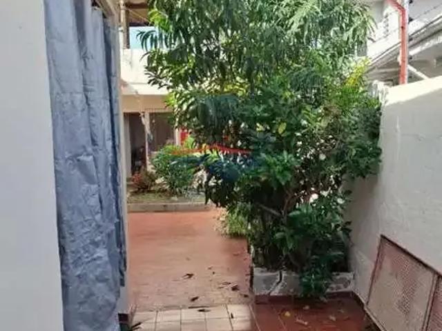 Casa / Sobrado Comercial para Locação em Jacareí/SP Jardim Marister