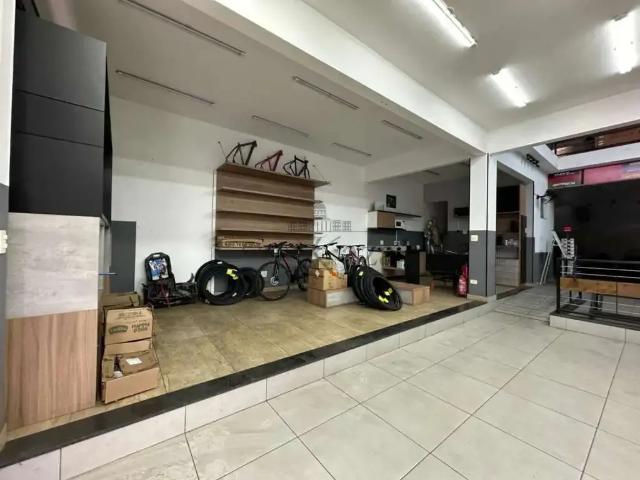Casa / Sobrado Comercial para Locação em Jacareí/SP São João