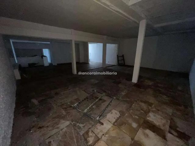 Casa / Sobrado Comercial para Locação em Jaboatão dos Guararapes/PE Candeias 4 Quartos