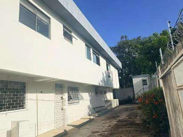 Casa / Sobrado Comercial para Locação em Jaboatão dos Guararapes/PE Piedade 16 Quartos