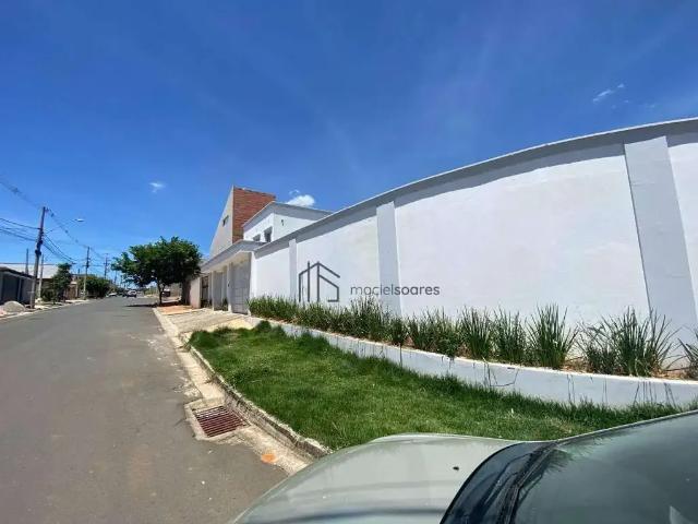 Casa / Sobrado Comercial para Locação em Jaguariúna/SP Recanto Camanducaia