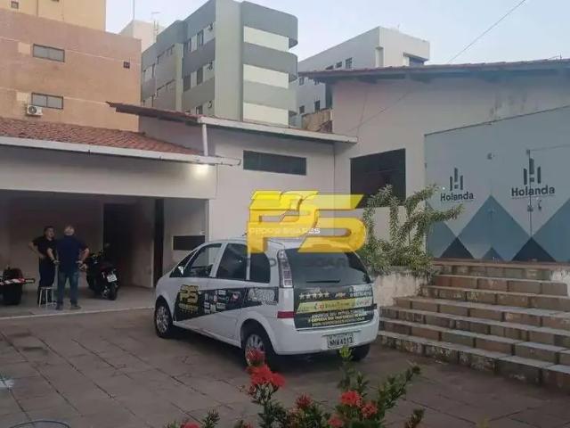 Casa / Sobrado Comercial para Locação em João Pessoa/PB Bessa 5 Quartos