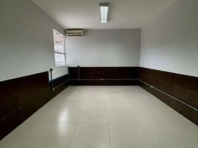 Casa / Sobrado Comercial para Locação em Joinville/SC Anita Garibaldi