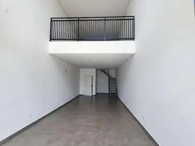 Casa / Sobrado Comercial para Locação em Joinville/SC Bucarein