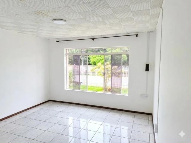 Casa / Sobrado Comercial para Locação em Joinville/SC Bucarein