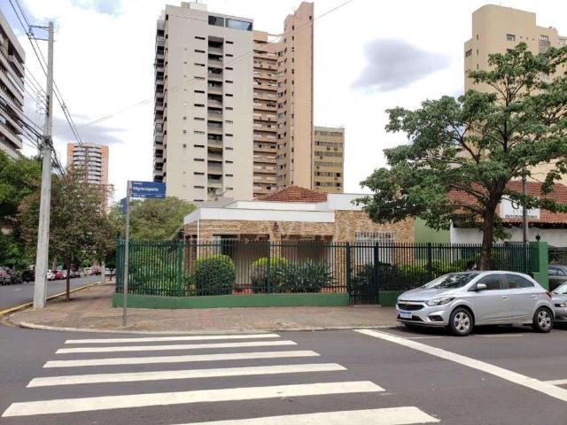 Casa / Sobrado Comercial para Locação em Londrina/PR Centro 4 Quartos