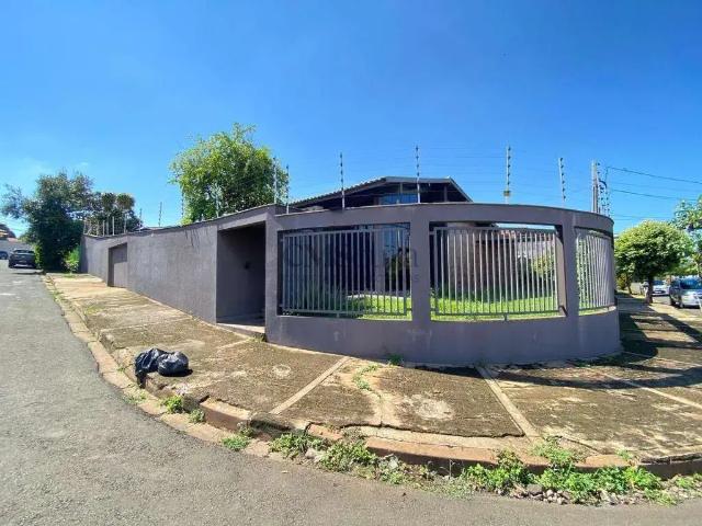Casa / Sobrado Comercial para Locação em Londrina/PR Boa Vista 3 Quartos