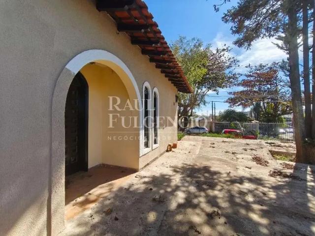 Casa / Sobrado Comercial para Locação em Londrina/PR Guanabara 3 Quartos