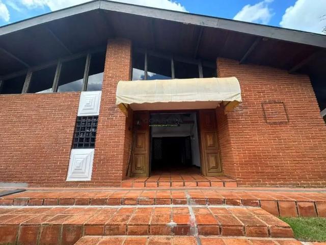 Casa / Sobrado Comercial para Locação em Londrina/PR Dom Pedro