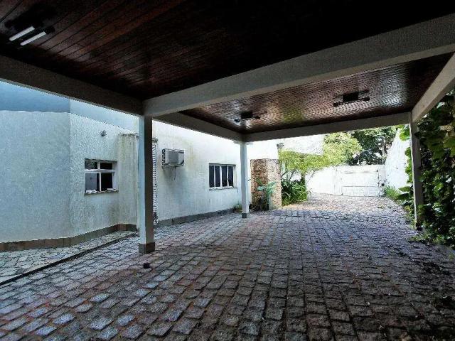 Casa / Sobrado Comercial para Locação em Londrina/PR Quebec 3 Quartos