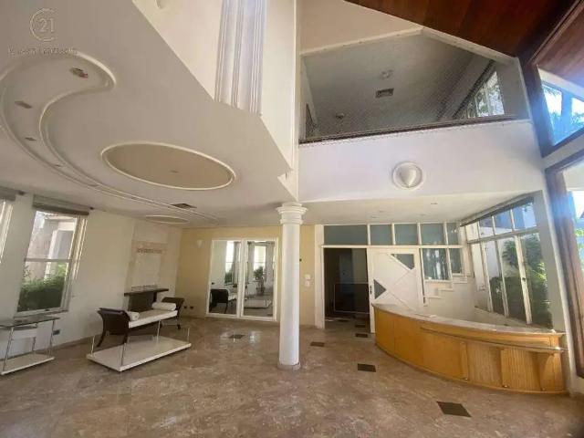 Casa / Sobrado Comercial para Locação em Londrina/PR Quebec 5 Quartos