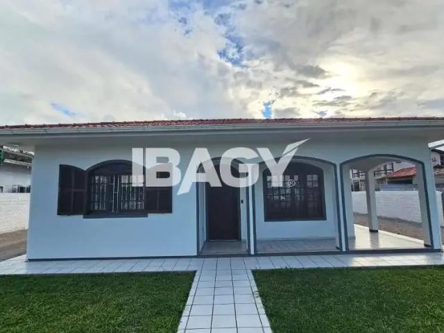 Casa / Sobrado Comercial para Locação em Palhoça/SC Centro