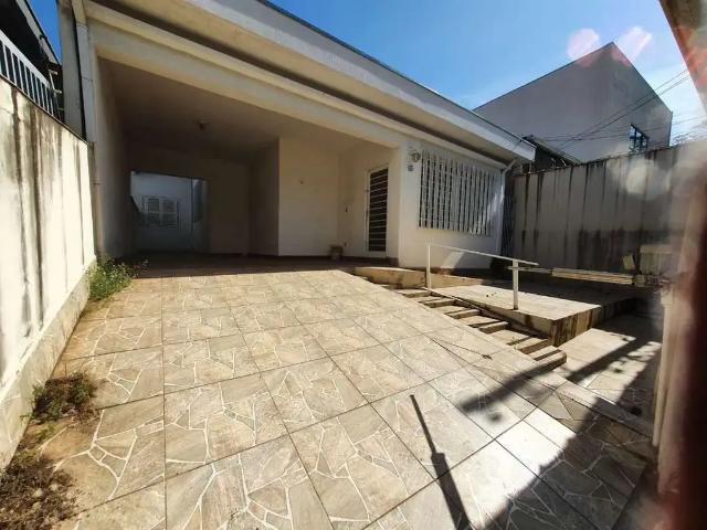 Casa / Sobrado Comercial para Locação em Paulínia/SP Jardim de Itapoan 3 Quartos