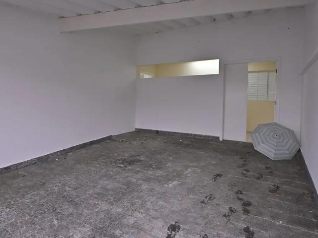 Casa / Sobrado Comercial para Locação em Peruíbe/SP Centro 5 Quartos