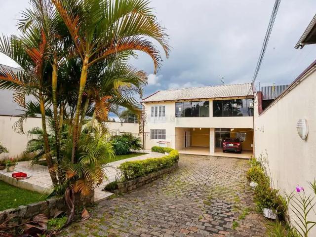 Casa / Sobrado Comercial para Locação em Pinhais/PR Jardim Cláudia 2 Quartos