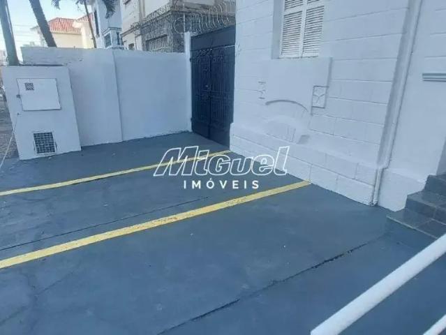 Casa / Sobrado Comercial para Locação em Piracicaba/SP Centro 3 Quartos